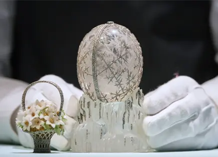 Huevo de Fabergé de cristal y diamante vendido por 30.2 millones de dólares