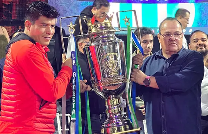 Presentan torneo Santos Inocentes de Futbol Siete