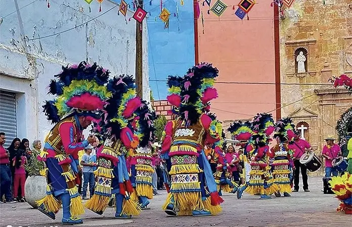 Charla “Historia de Charcas”