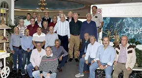 ¡GRANDES AMIGOS! CONVIVEN POR NAVIDAD