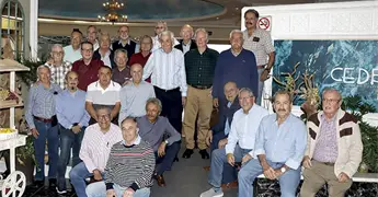 ¡GRANDES AMIGOS! CONVIVEN POR NAVIDAD