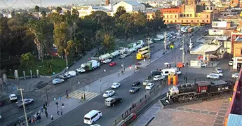 Mañana complicada en varias avenidas de la capital