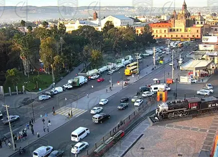 Mañana complicada en varias avenidas de la capital