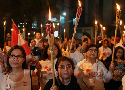 Salvador Nasralla lidera elección presidencial en Honduras Salvador Nasralla lidera elección presidencial en Honduras
