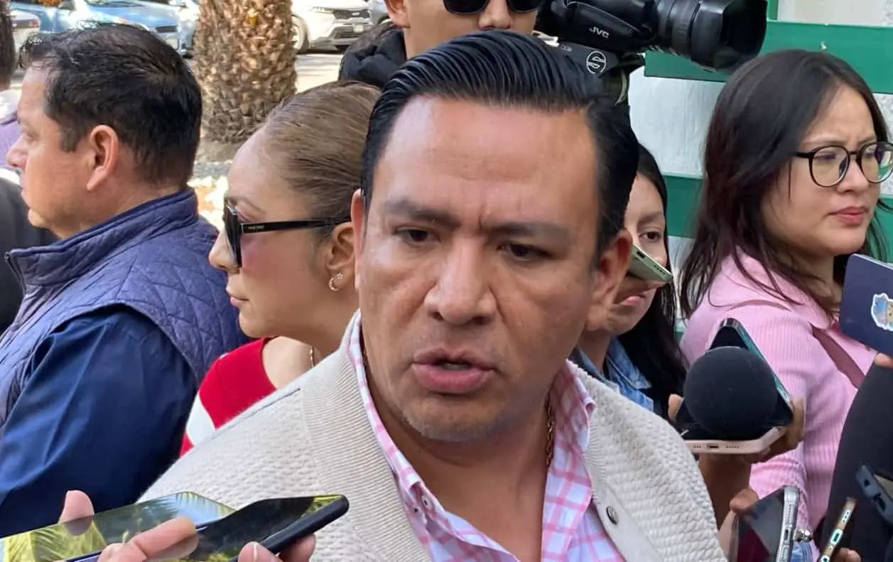 Pide Torres Sánchez a Lemonie apartarse de protagonismos