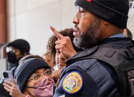 Agentes federales detienen delincuentes en Nueva Orleans