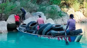 Cascadas de Tamul, tiradero de llantas