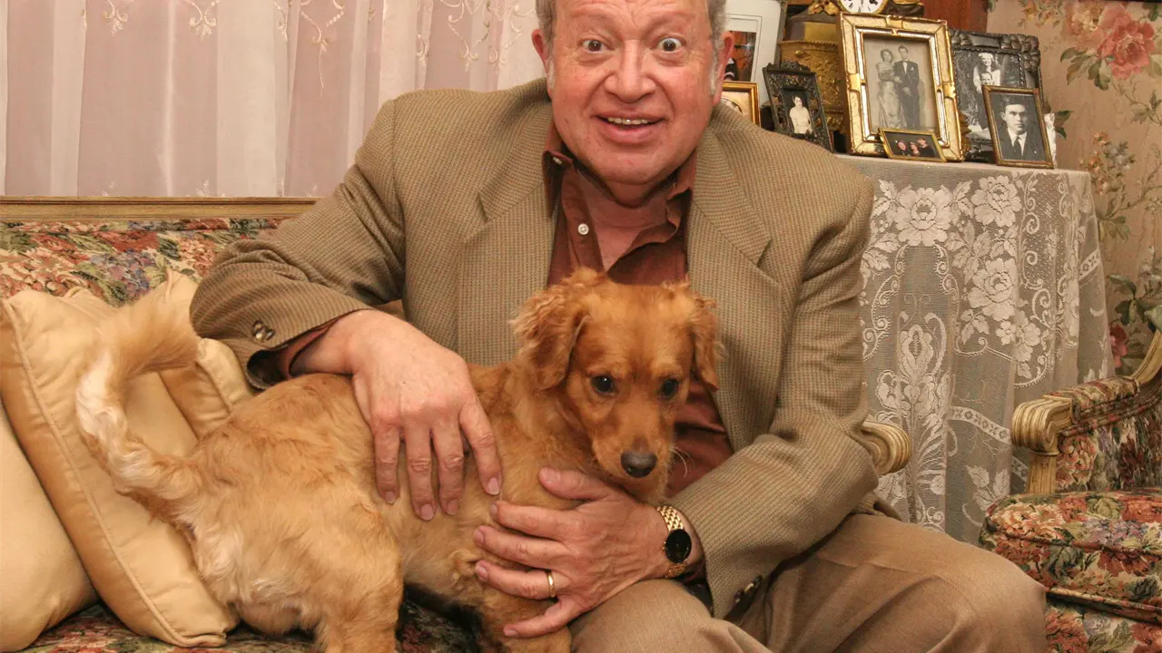 Fallece Eduardo Manzano, "El Polivoz"