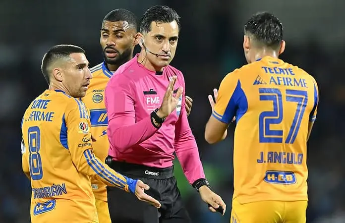 Familiar del “Chuletita” pitó Cruz Azul vs. Tigres