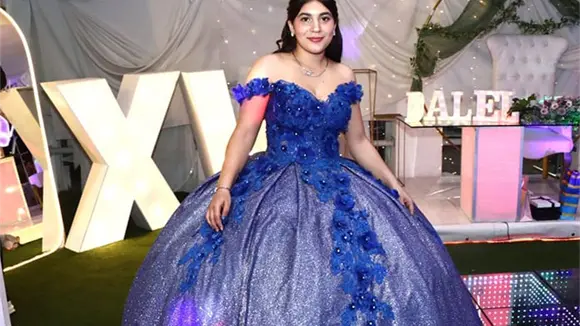 ¡HERMOSA! DALEL CELEBRA FELIZ SUS 15 AÑOS