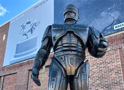 RoboCop encuentra hogar permanente en Detroit
