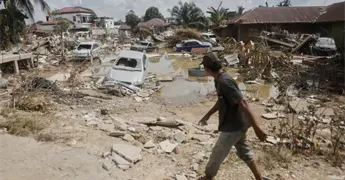 Suplican ayuda tras cat&aacute;strofe por inundaciones en Asia