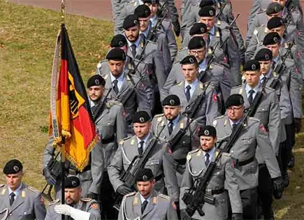 Alemania aprueba plan para atraer más reclutas Alemania aprueba plan para atraer más reclutas