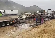 Chocan tres unidades pesadas en la SLP-Matehuala