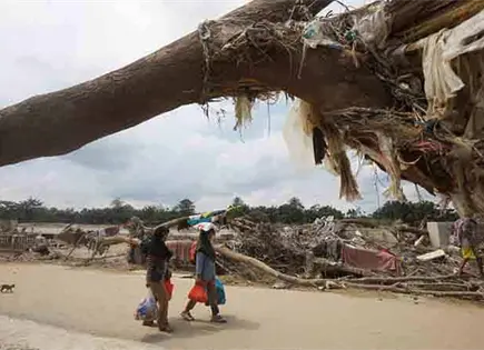 Damnificados suplican ayuda Damnificados suplican ayuda