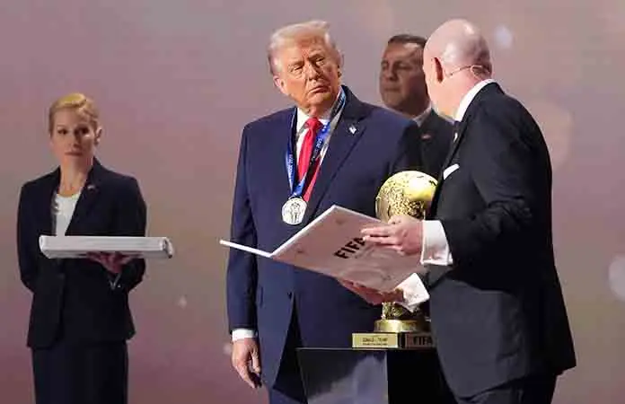 FIFA otorga a Trump Premio de la Paz