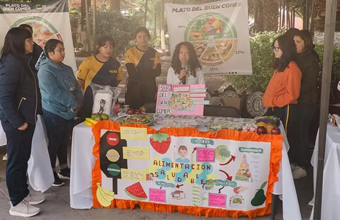 Realizan Feria de Alimentación Saludable