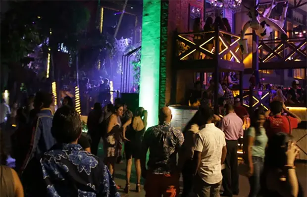 Operarían antros hasta más tarde Operarían antros hasta más tarde