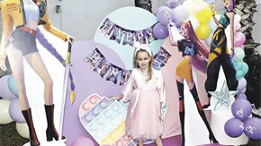 HENRIETTE "POP IT Y HUNTRIX" EN SU CUMPLEA&Ntilde;OS