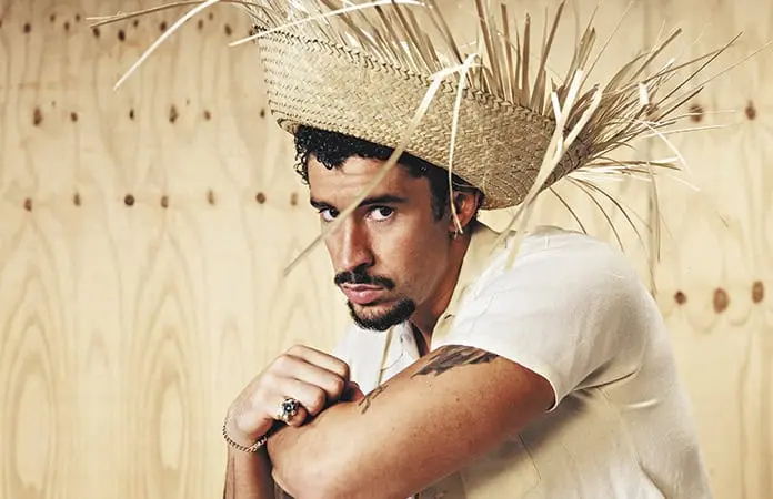 LLEGA A MEXICO CON SU GIRA