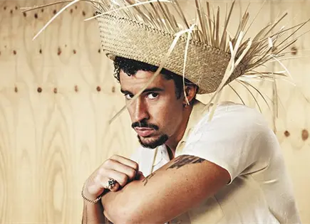 LLEGA A MEXICO CON SU GIRA