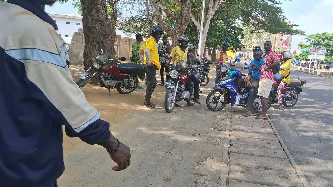 Soldados intentan derrocar gobierno en Benín