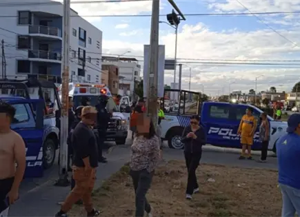 Tres personas heridas por accidente con pirotecnia en peregrinacion guadalupana Tres personas heridas por accidente con pirotecnia en peregrinacion guadalupana