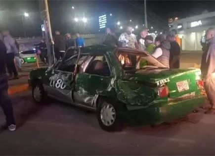 Muere taxista en volcadura frente a Citadina Muere taxista en volcadura frente a Citadina