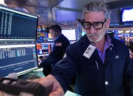 Acciones retroceden en la Bolsa de Valores de Nueva York Acciones retroceden en la Bolsa de Valores de Nueva York