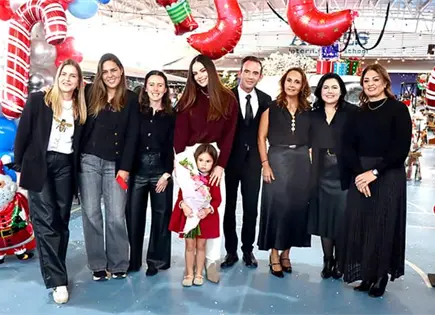 ATMÓSFERA NAVIDEÑA ATMÓSFERA NAVIDEÑA