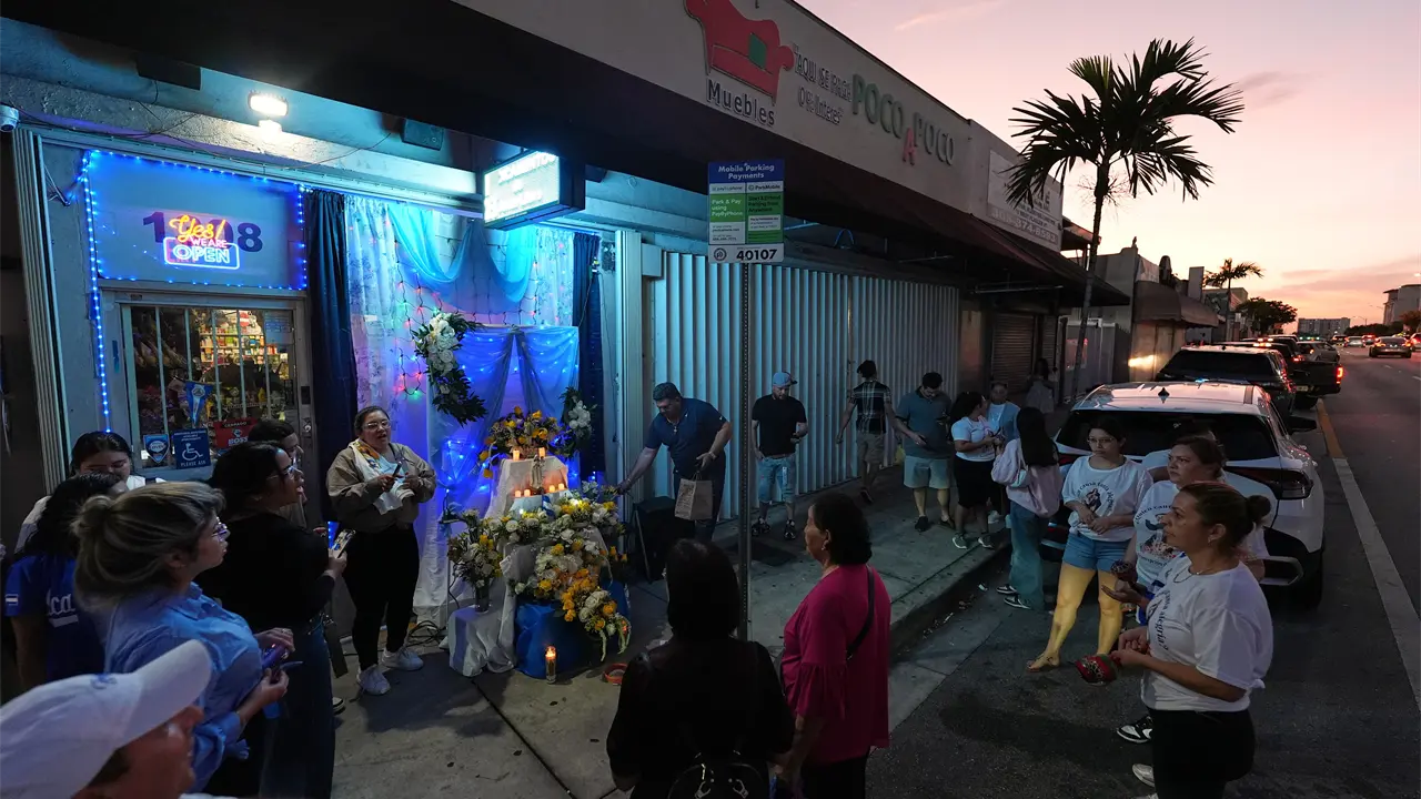 Cientos de nicaragüenses celebran la Inmaculada Concepción en Miami