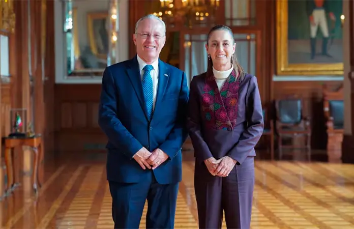 Claudia Sheinbaum Pardo se reúne con José Medina Mora en Palacio Nacional