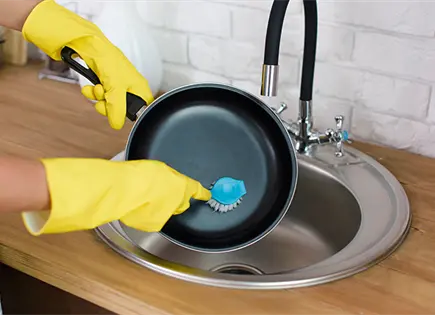 Consejo definitivo para limpiar ollas y sartenes sin dañarlas Consejo definitivo para limpiar ollas y sartenes sin dañarlas