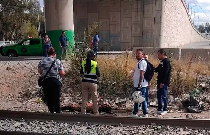 Hombre se prende fuego y se lanza de un puente