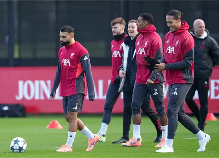 Polémica entre Mohamed Salah y Arne Slot en Liverpool