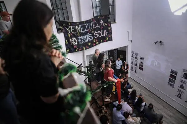 Venezolanos en Argentina se unen para ver entrega del Premio Nobel de la Paz a Mar&iacute;a Corina Machado
