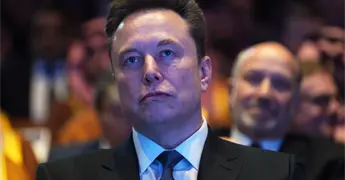 Elon Musk critica a Claudia Sheinbaum por operativo contra El Mencho