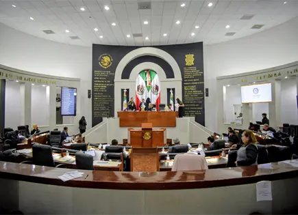 Avanza en Congreso reforma que garantiza gobernadora en 2027 Avanza en Congreso reforma que garantiza gobernadora en 2027