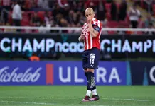 Gracias por acompañarme: Chicharito a la afición chiva Gracias por acompañarme: Chicharito a la afición chiva