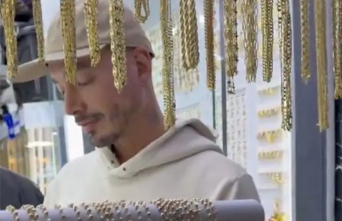 J BALVIN VISITA A LA BASÍLICA DE GUADALUPE
