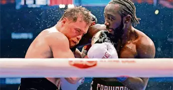 Canelo regresaría al ring hasta septiembre en busca de revancha ante Crawford