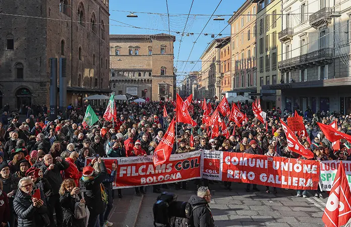 Caos en Italia por huelga nacional de sindicatos