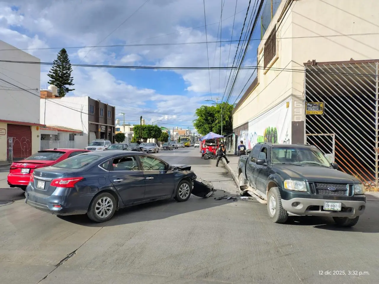 Daños materiales tras el choque.