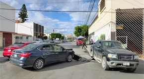 Choque en cruce de Pedro Moreno deja solo daños materiales