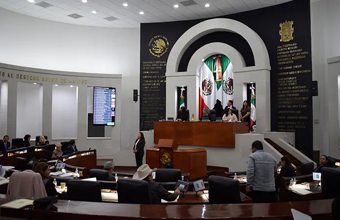 Aprueban fast track Ley Gobernadora