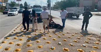 Camioneta atropella a una joven