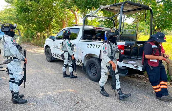 Fuga en ducto de Pemex deja dos muertos en Centla