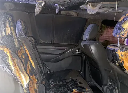 Incendian camioneta cerca de la URSEHN en Ciudad Valles Incendian camioneta cerca de la URSEHN en Ciudad Valles