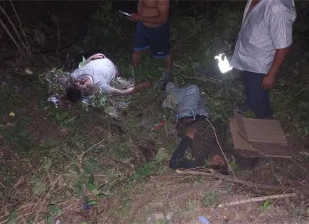 Jóvenes lesionados tras caída de motocicleta en Ciudad Valles Jóvenes lesionados tras caída de motocicleta en Ciudad Valles