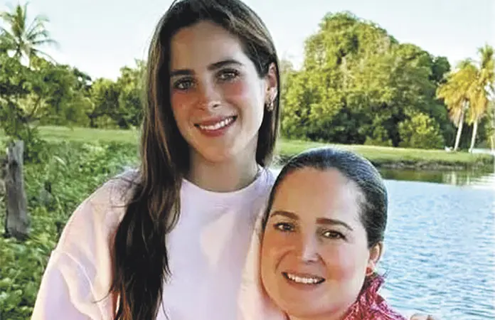 MAMÁ DE FÁTIMA BOSCH LA DEFIENDE DE CRÍTICAS